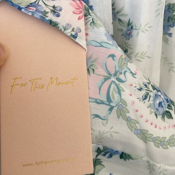 NWT Floral Print Puffy Sleeve Mini Dress, tag size Large (fits more like medium) - Picture 9 of 16